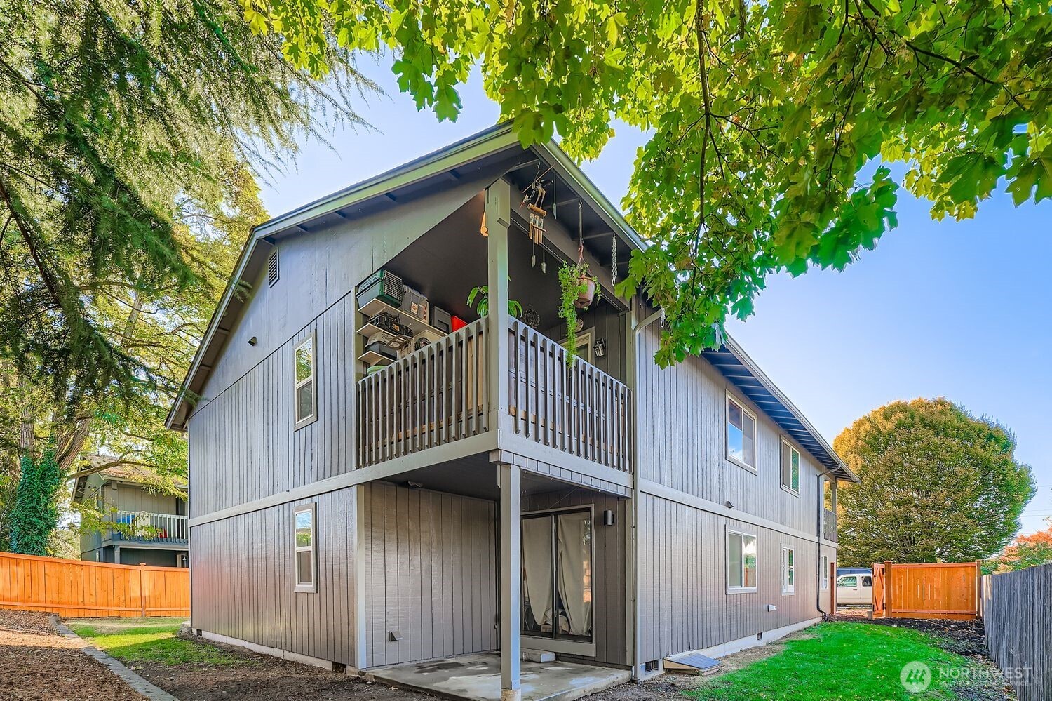 105 E 96th Street , Tacoma, WA 98445