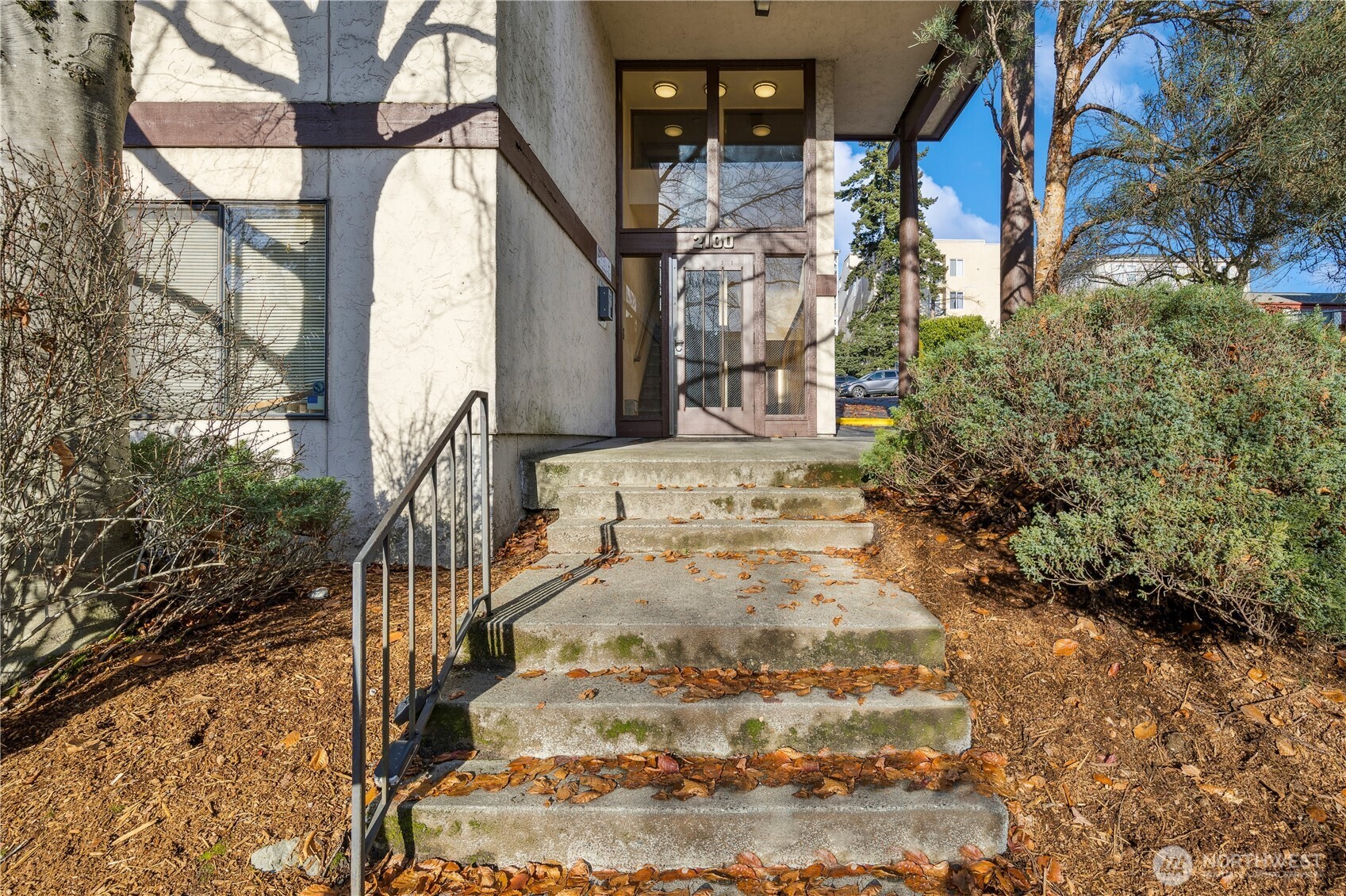 2100 N 106th Street #304, Seattle, WA 98133