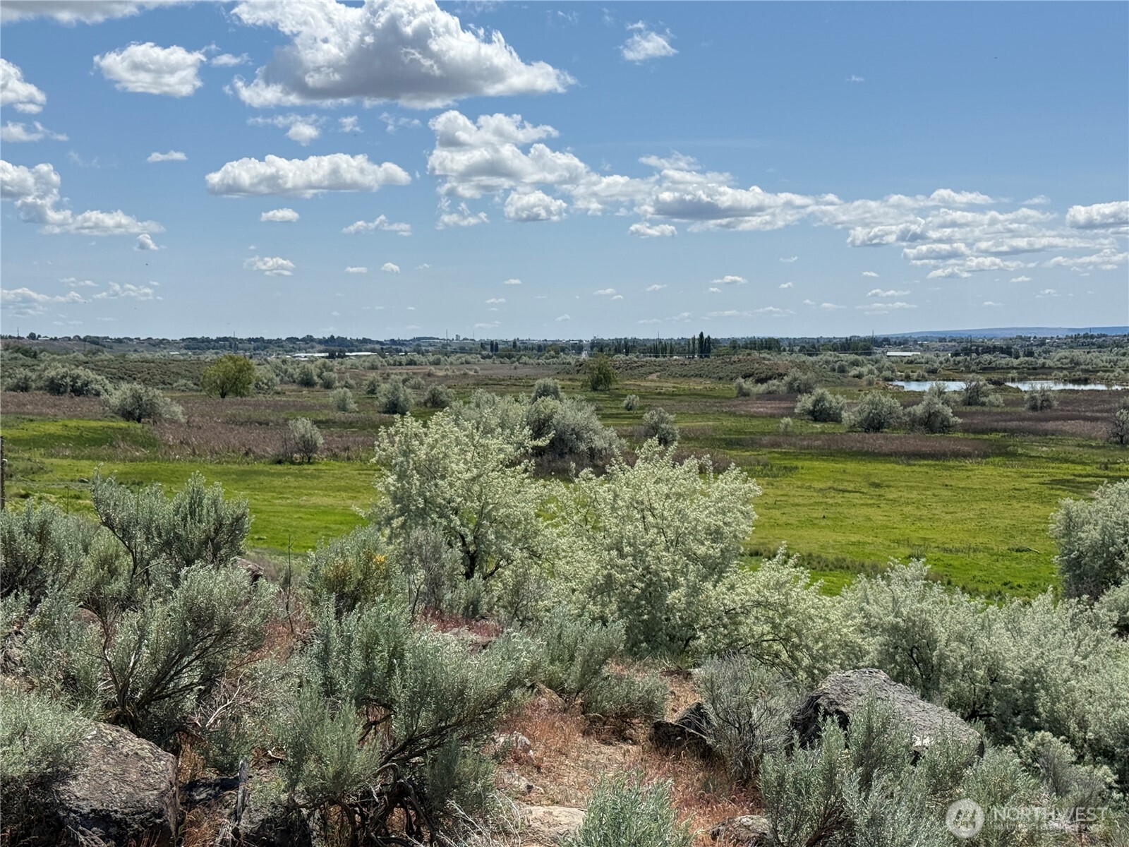 8708 Road K Road NE, Moses Lake, WA 98837
