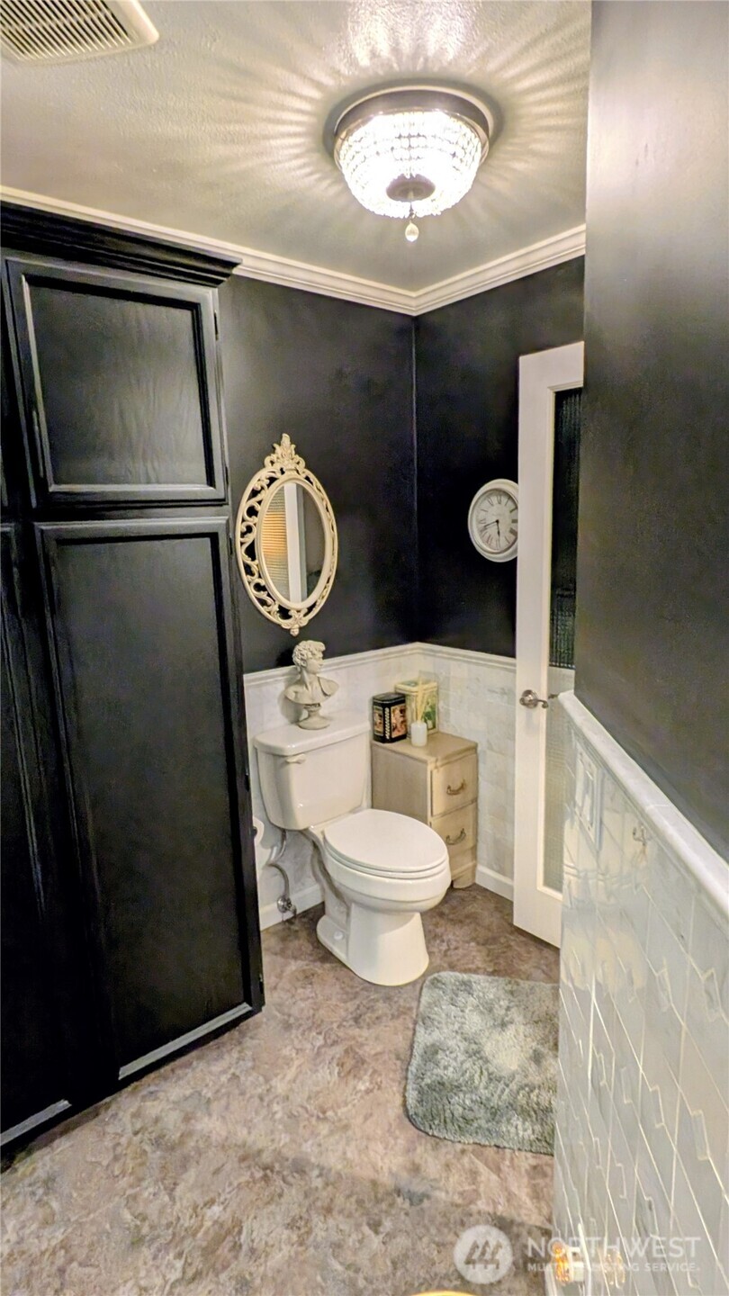 2419 S Cedar #210, Tacoma, WA 98405