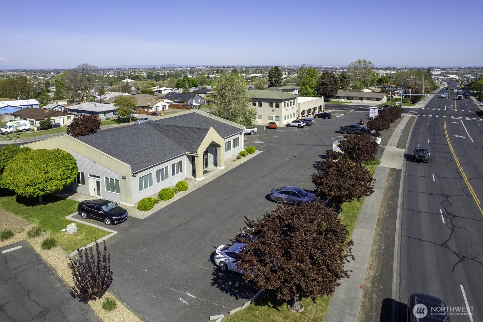 1010 S Pioneer Way , Moses Lake, WA 98837
