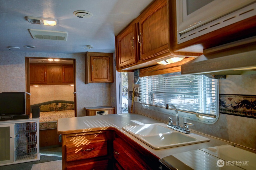 291 Schinn Canyon Drive , Deming, WA 98244