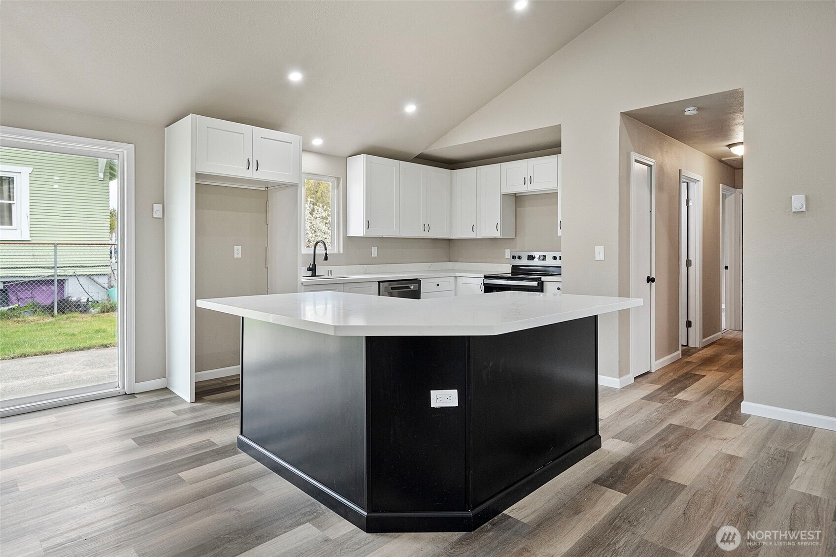 14101 10th Avenue S, Tacoma, WA 98444