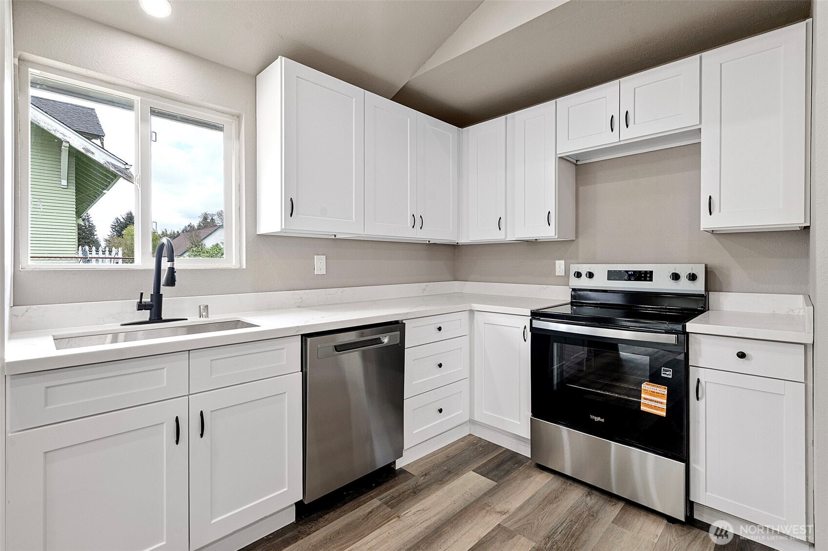 14101 10th Avenue S, Tacoma, WA 98444