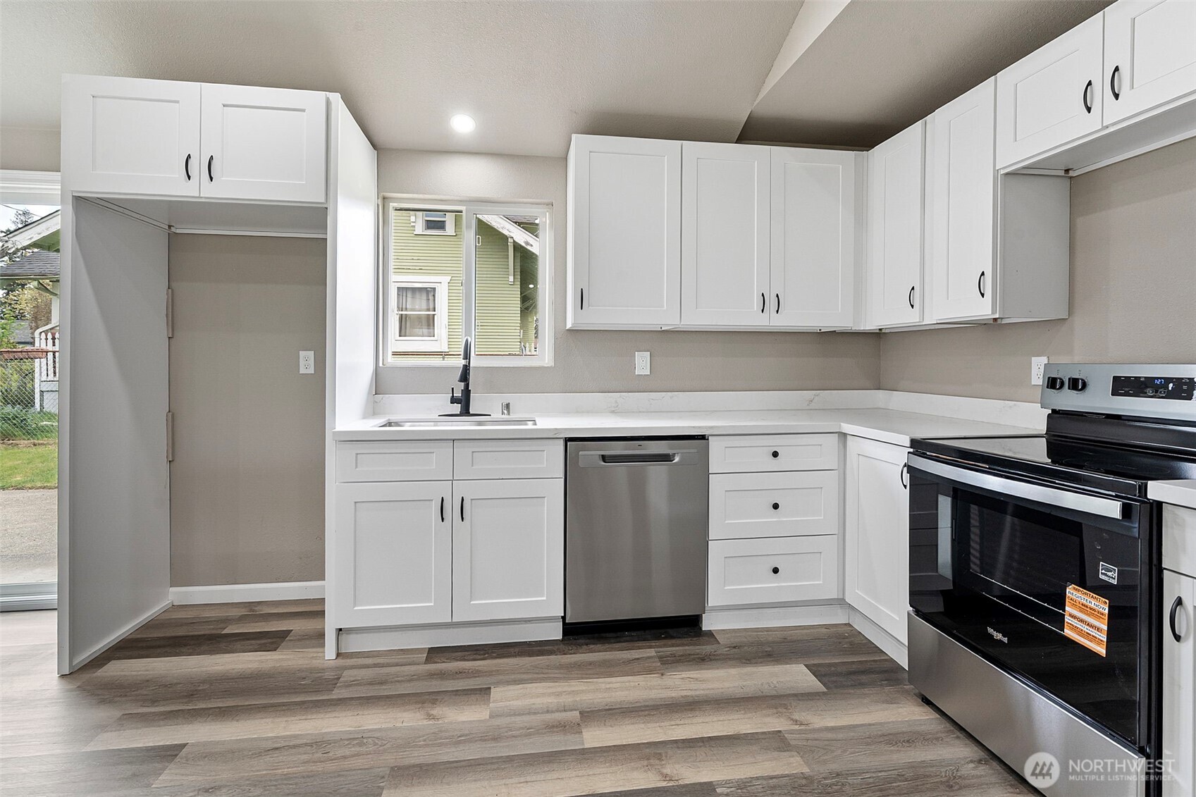 14101 10th Avenue S, Tacoma, WA 98444