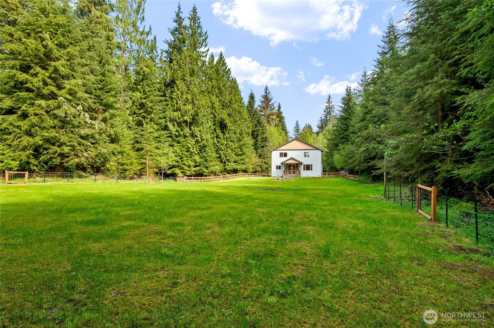20705 68th Place NE, Granite Falls, WA 98252