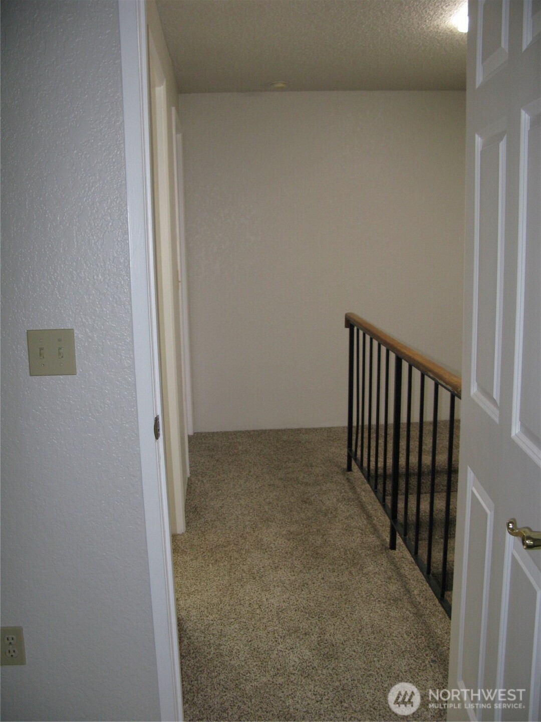 710 10th Street NE #D, Auburn, WA 98002