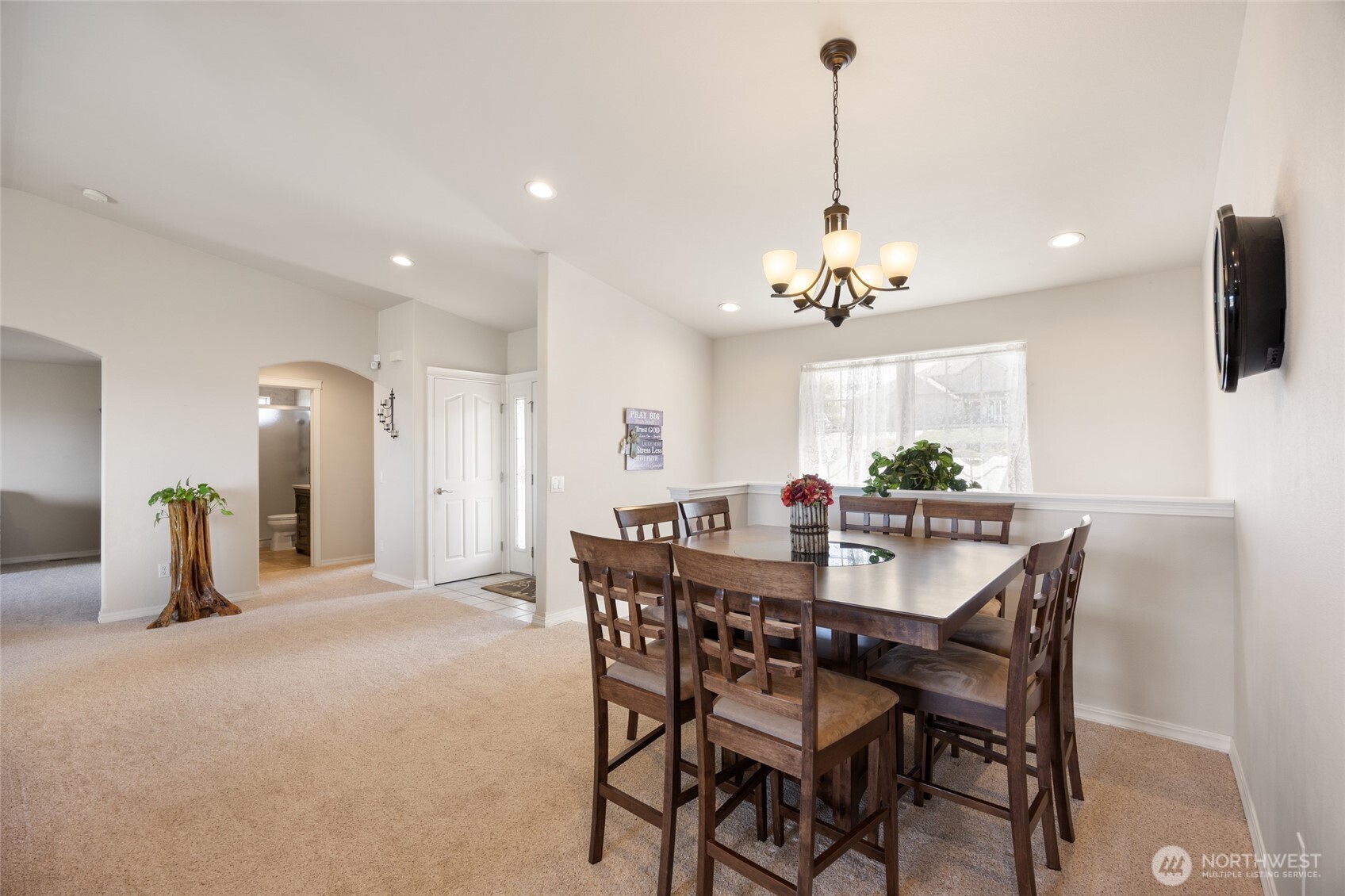 426 Viewmont Drive SE, Moses Lake, WA 98837