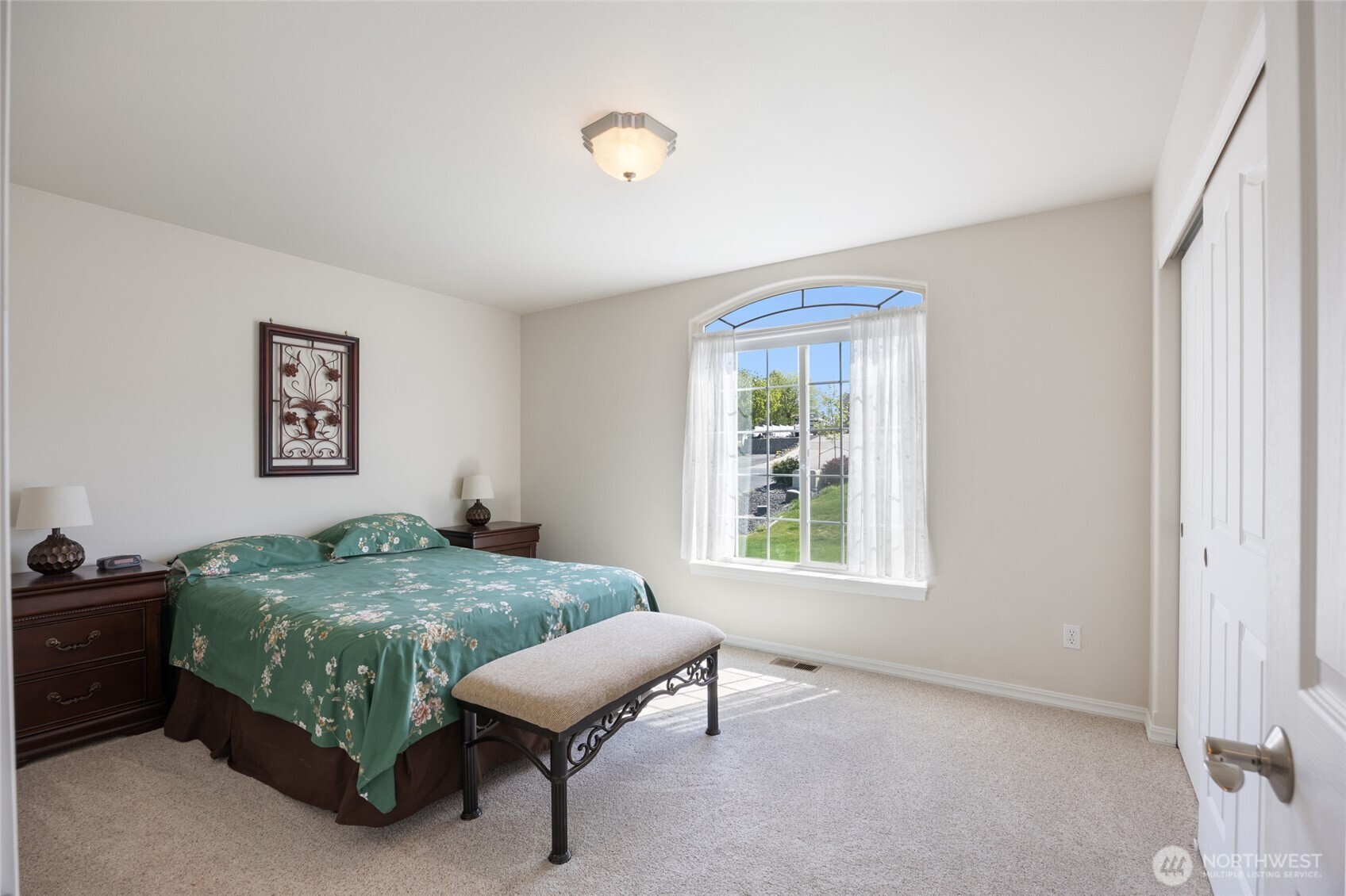 426 Viewmont Drive SE, Moses Lake, WA 98837