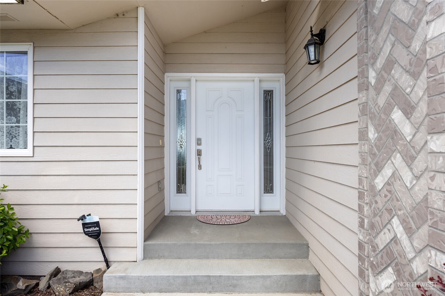 426 Viewmont Drive SE, Moses Lake, WA 98837
