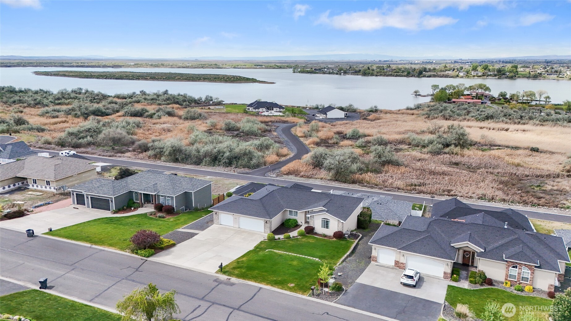 426 Viewmont Drive SE, Moses Lake, WA 98837