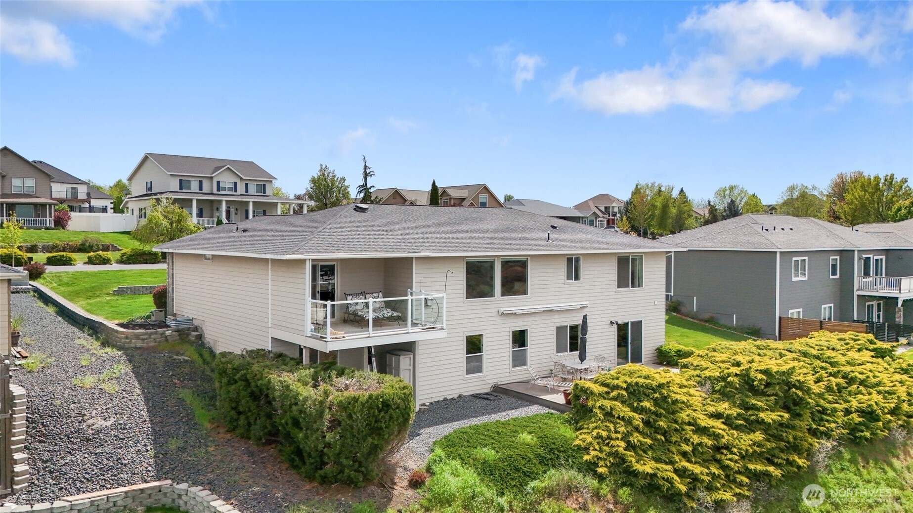 426 Viewmont Drive SE, Moses Lake, WA 98837