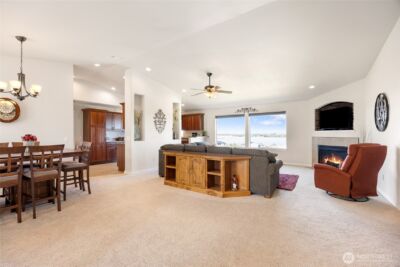 426 Viewmont Drive SE, Moses Lake, WA 98837 - Photo 9