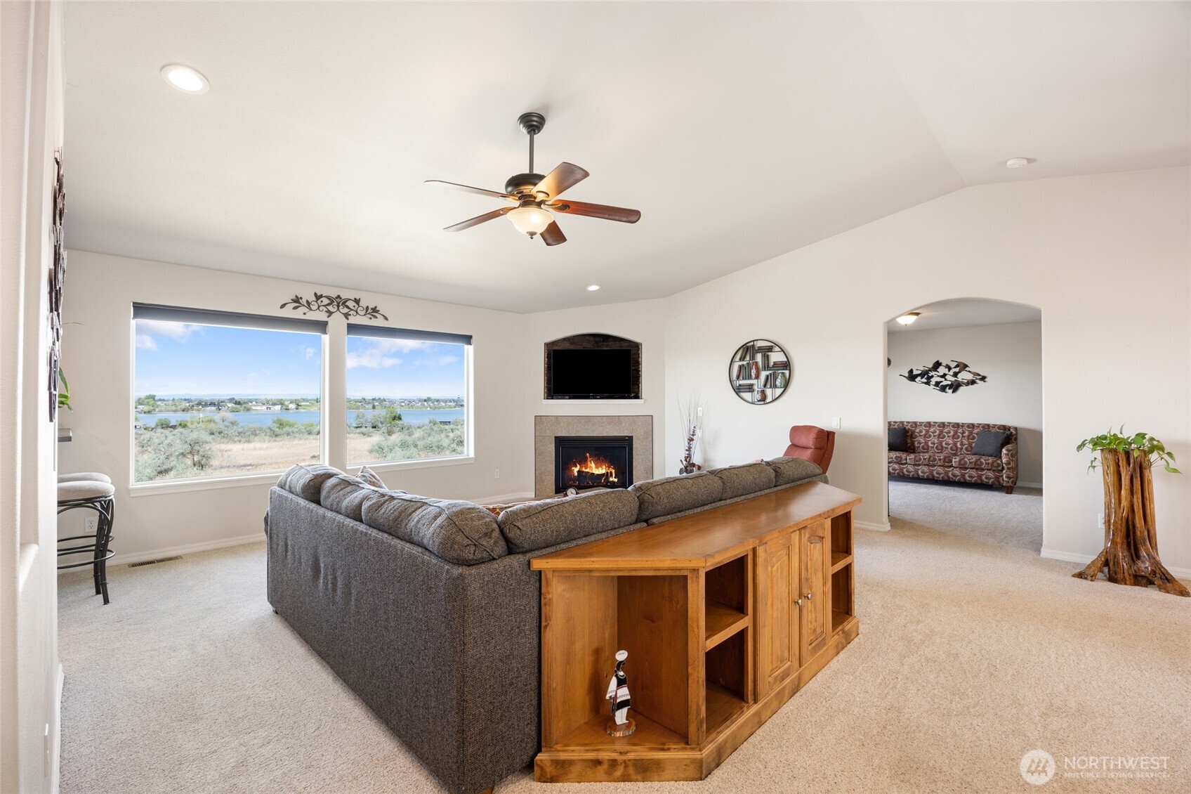 426 Viewmont Drive SE, Moses Lake, WA 98837