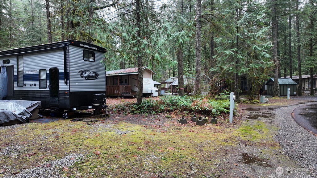134 Jasper Trail , Deming, WA 98244