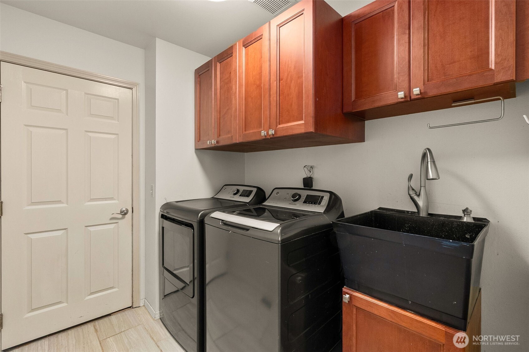 33026 19th Court SW, Federal Way, WA 98023