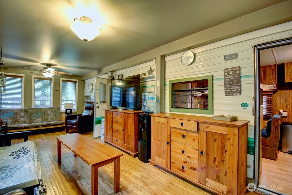 3 2 Wilderness Way , Deming, WA 98244