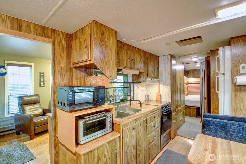 3 2 Wilderness Way , Deming, WA 98244