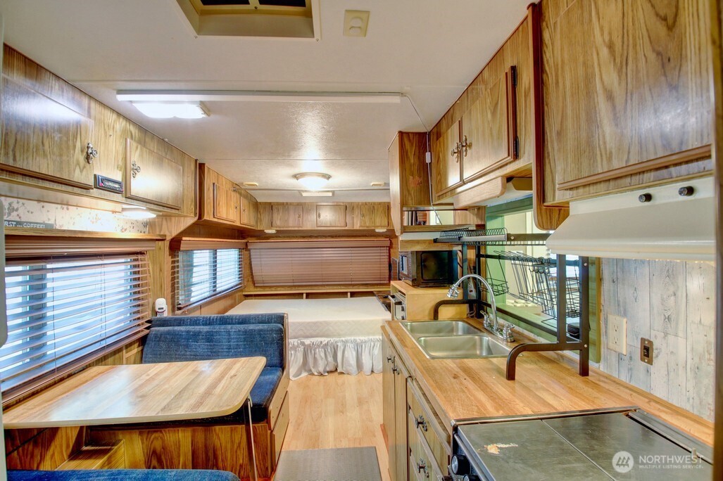 3 2 Wilderness Way , Deming, WA 98244