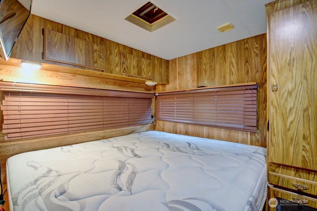 3 2 Wilderness Way , Deming, WA 98244