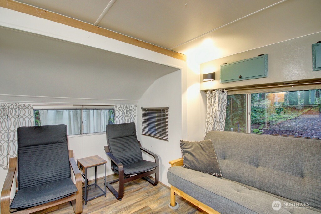 78 Goldrush Road , Deming, WA 98244