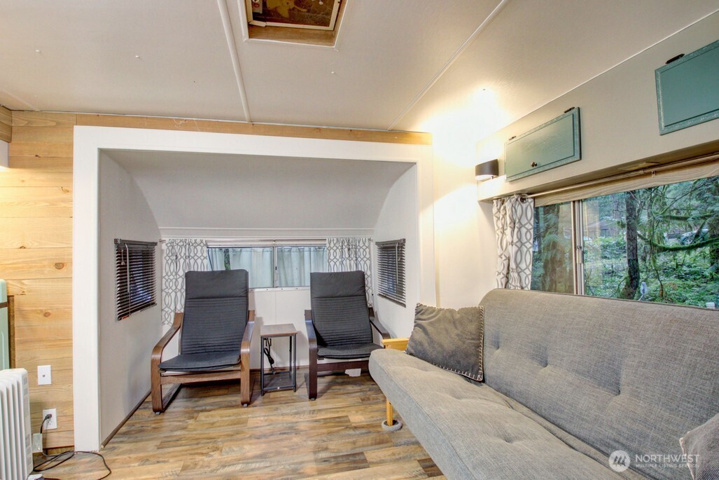 78 Goldrush Road , Deming, WA 98244