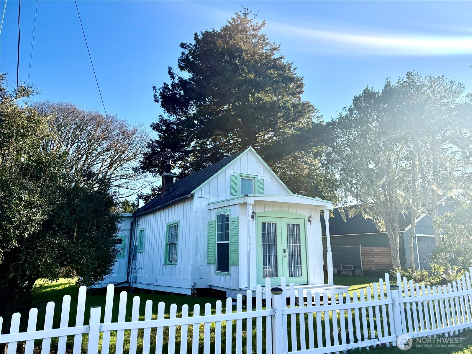 26414 Ridge Avenue , Ocean Park, WA 98640