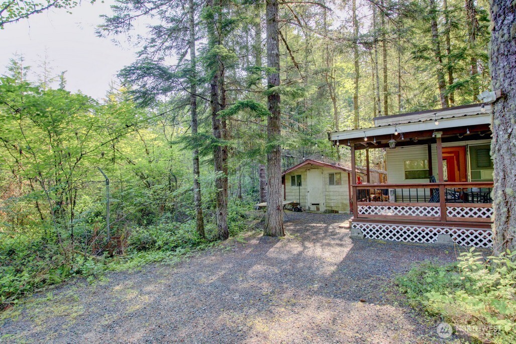 90 Christmas Tree Circle , Deming, WA 98244