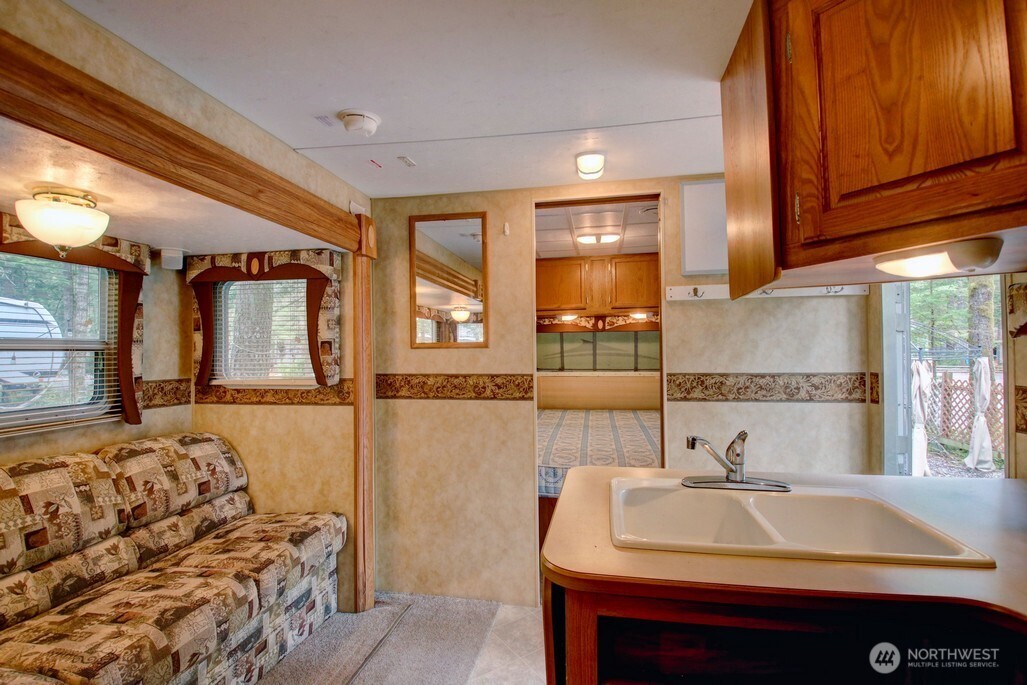 61 Christmas Tree Circle , Deming, WA 98244