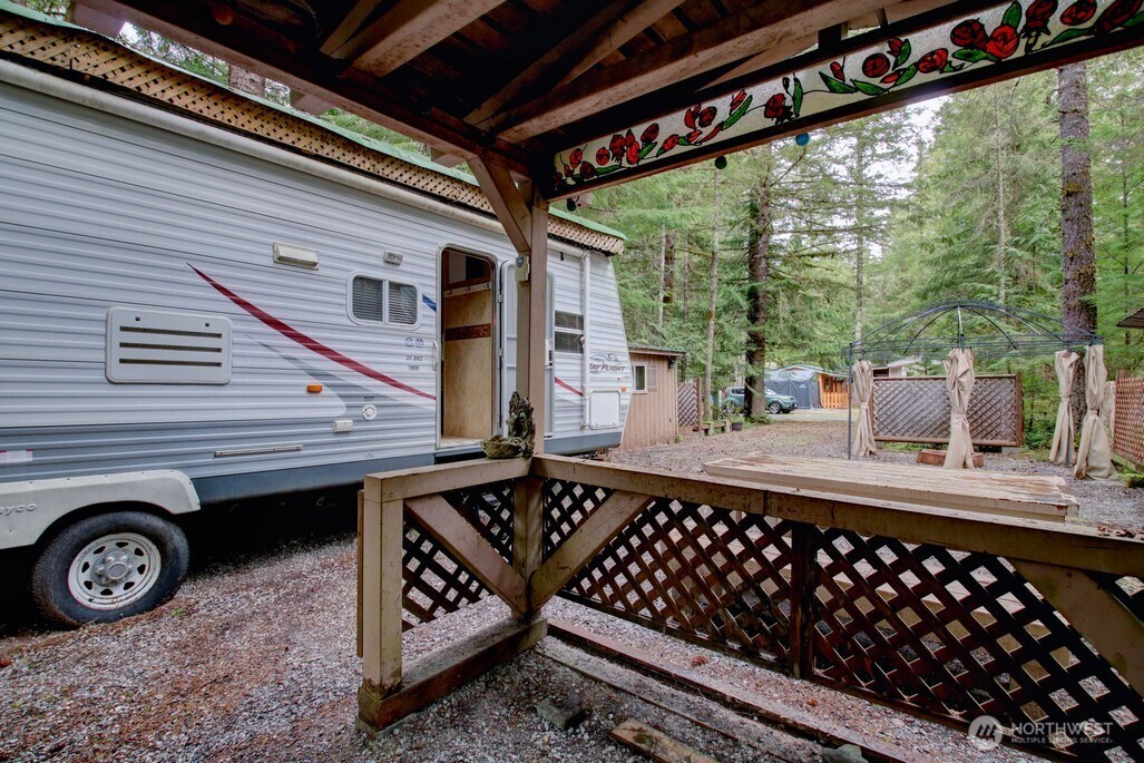 61 Christmas Tree Circle , Deming, WA 98244