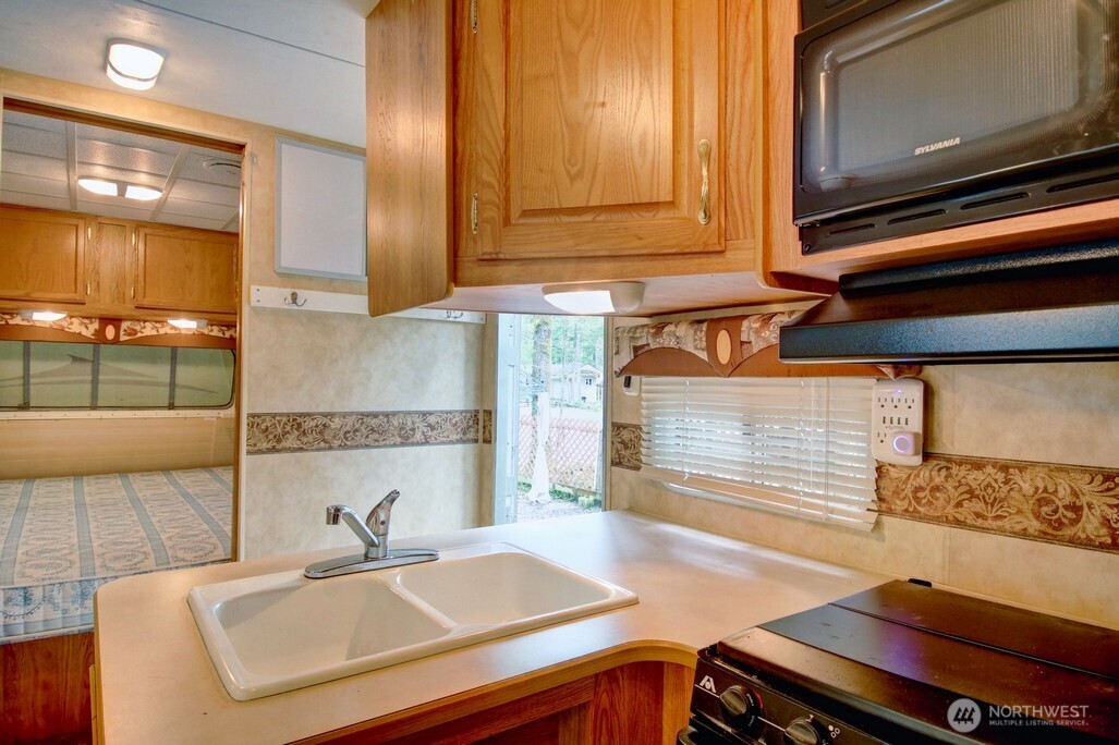 61 Christmas Tree Circle , Deming, WA 98244