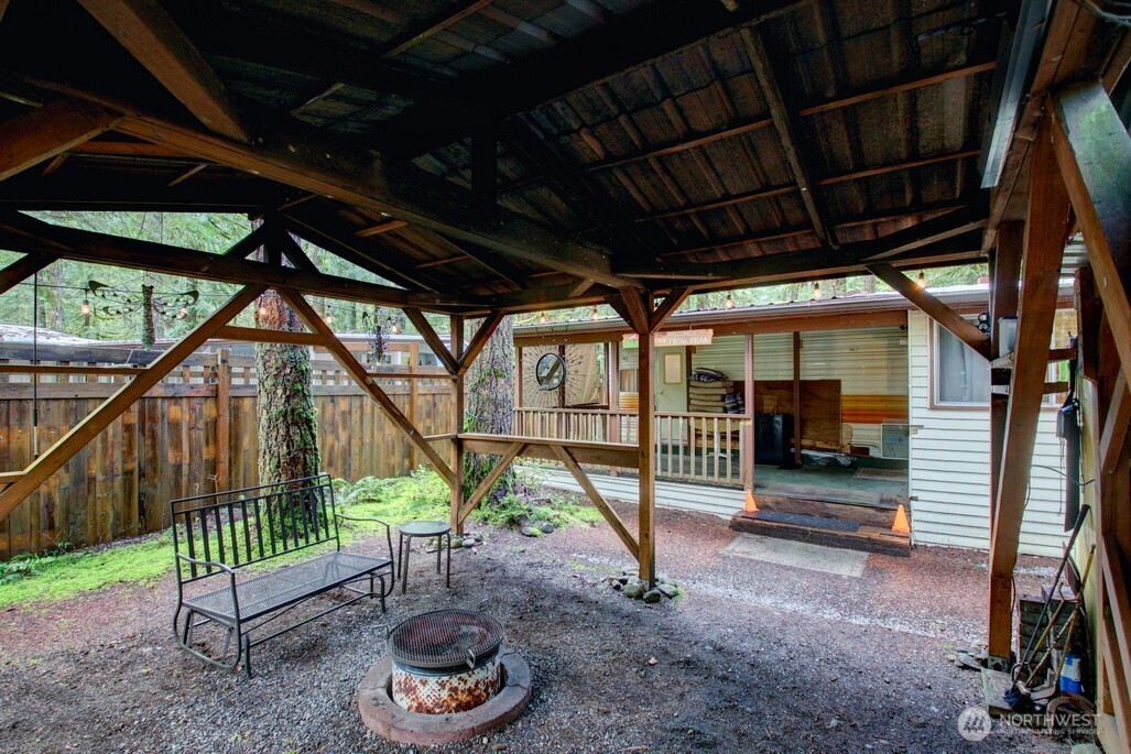 56 Wilderness Way , Deming, WA 98244