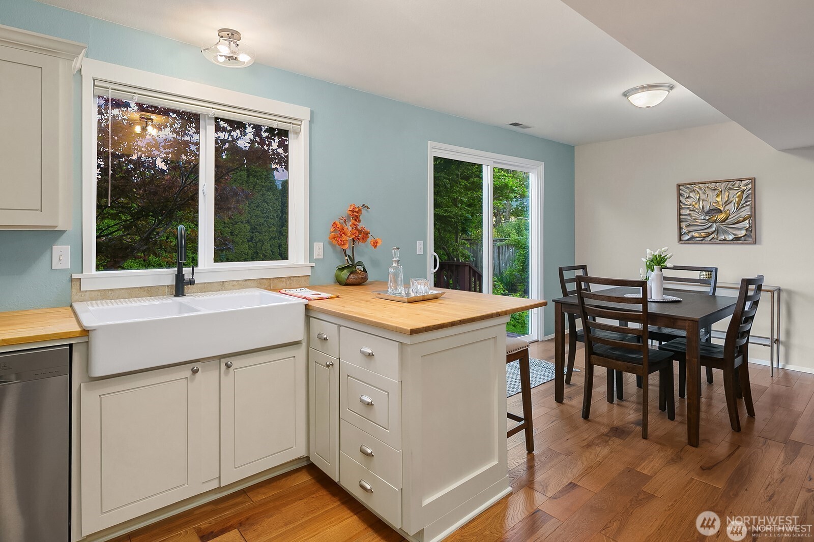 9313 NE 126th Place , Kirkland, WA 98034