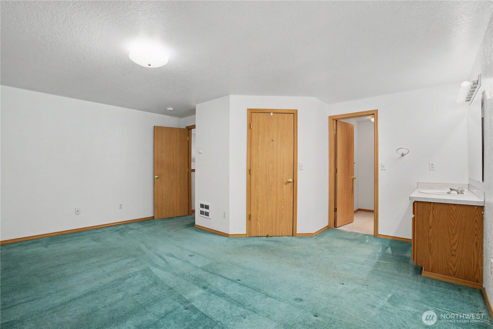 22530 Bluewater Drive SE, Yelm, WA 98597