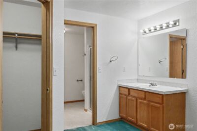 22530 Bluewater Drive SE, Yelm, WA 98597 - Photo 18