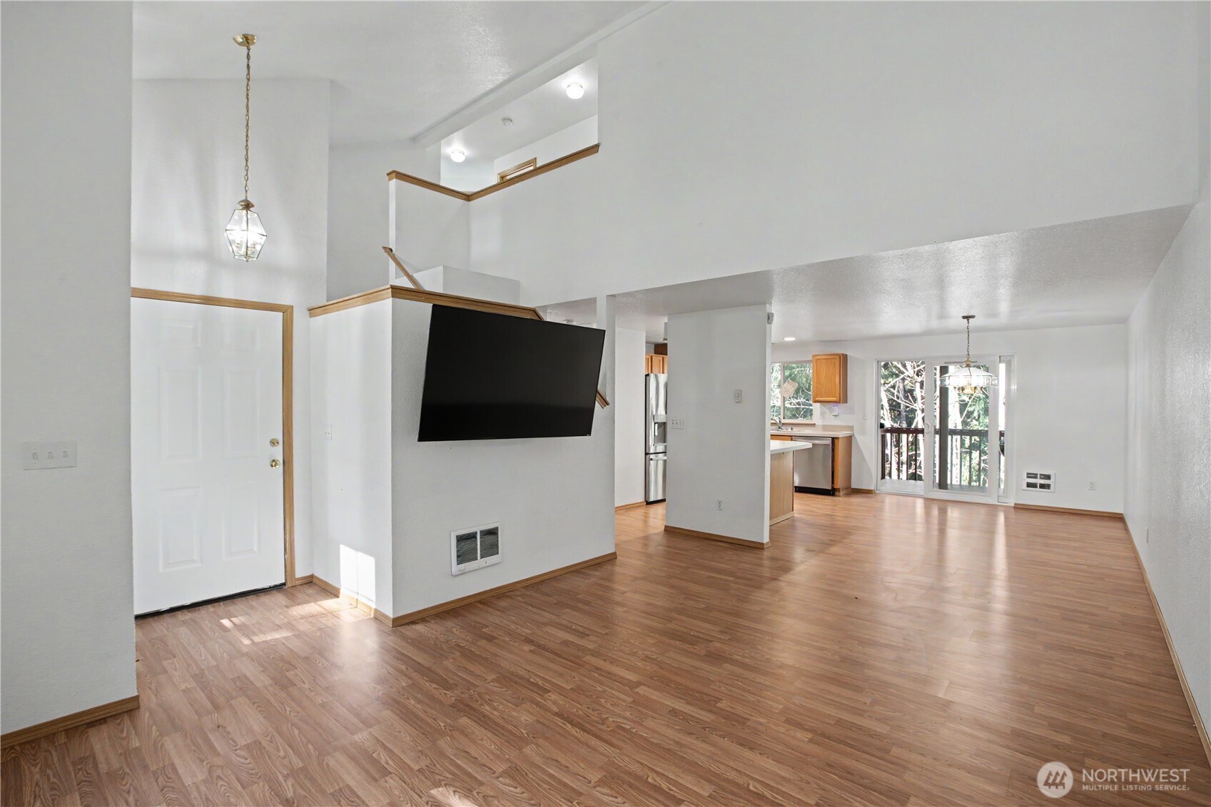 22530 Bluewater Drive SE, Yelm, WA 98597