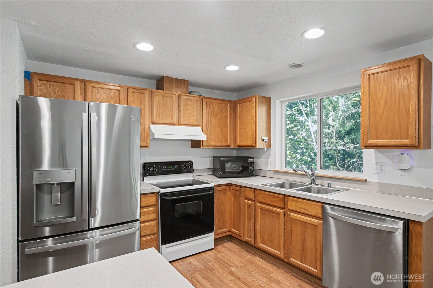 22530 Bluewater Drive SE, Yelm, WA 98597