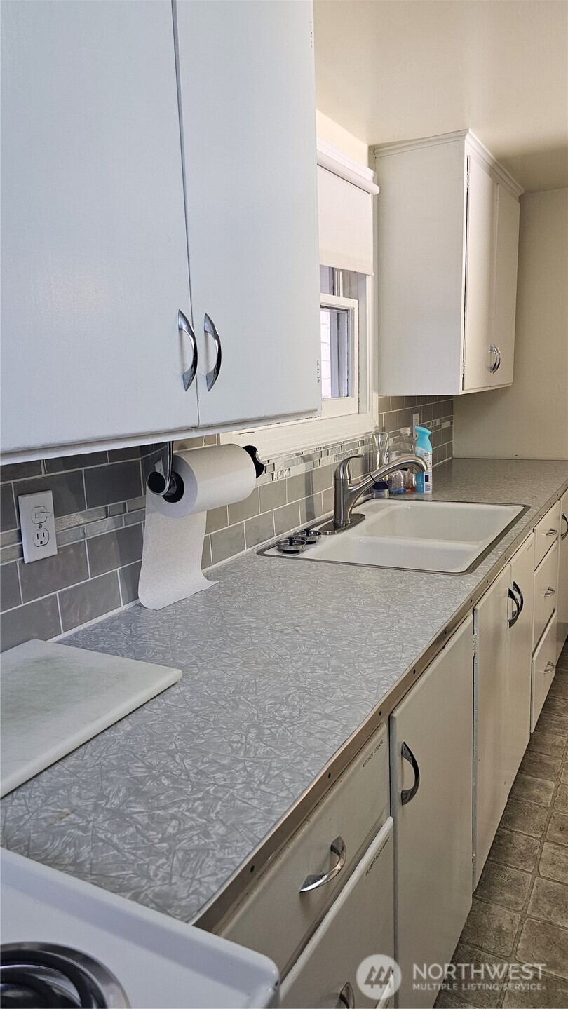 1010 S I Street , Tacoma, WA 98405