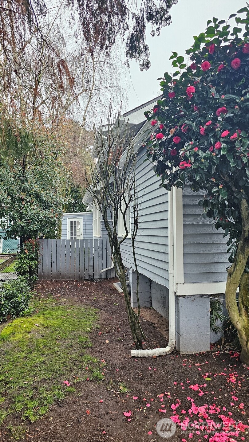 1010 S I Street , Tacoma, WA 98405