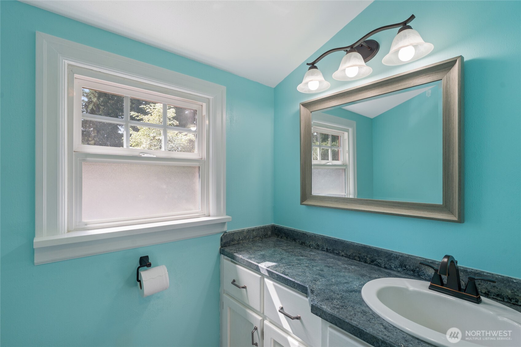 497 Central Avenue E, Tenino, WA 98589