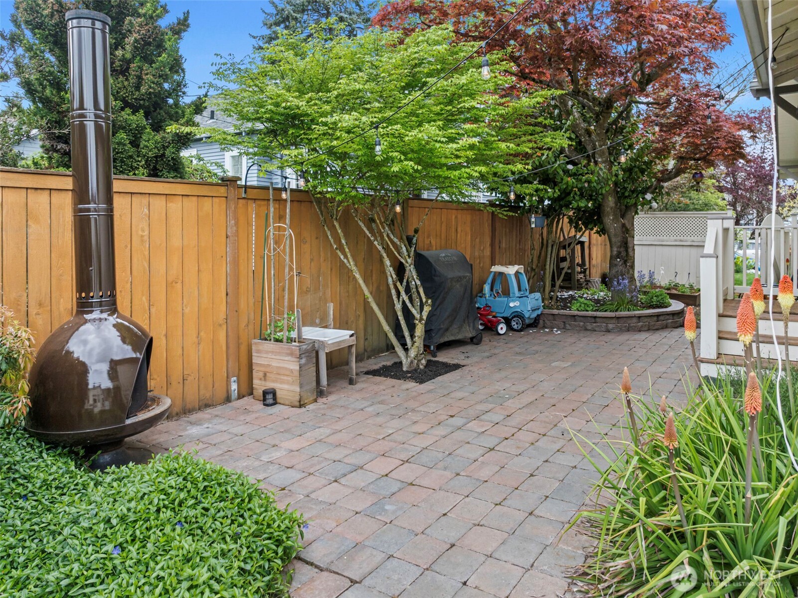 3208 N 9th Street , Tacoma, WA 98406