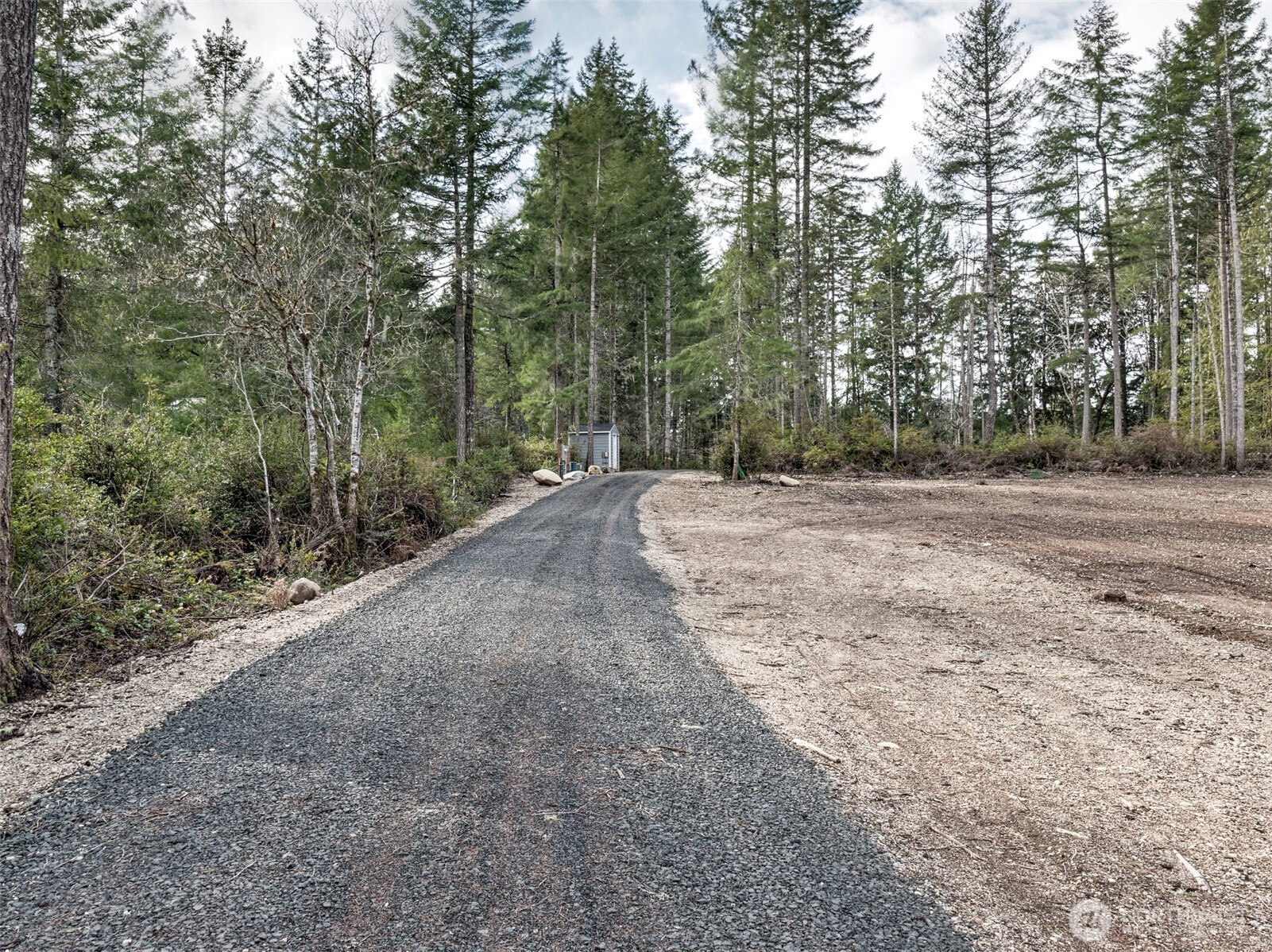 621 E Strong Road , Shelton, WA 98584