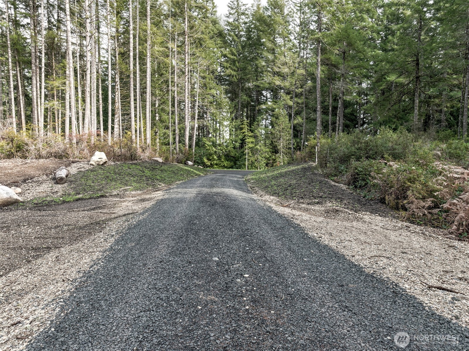 621 E Strong Road , Shelton, WA 98584