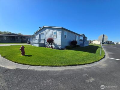 2240 W Broadway NE #224, Moses Lake, WA 98837 - Photo 2