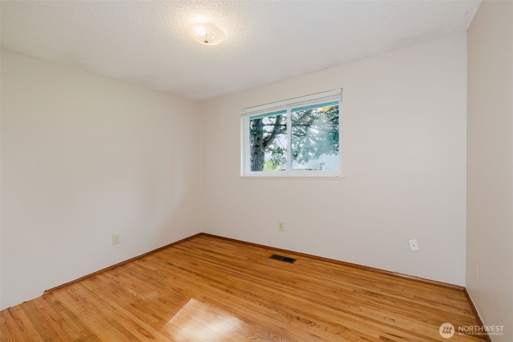 2240 Ponderosa Drive SE, Port Orchard, WA 98366