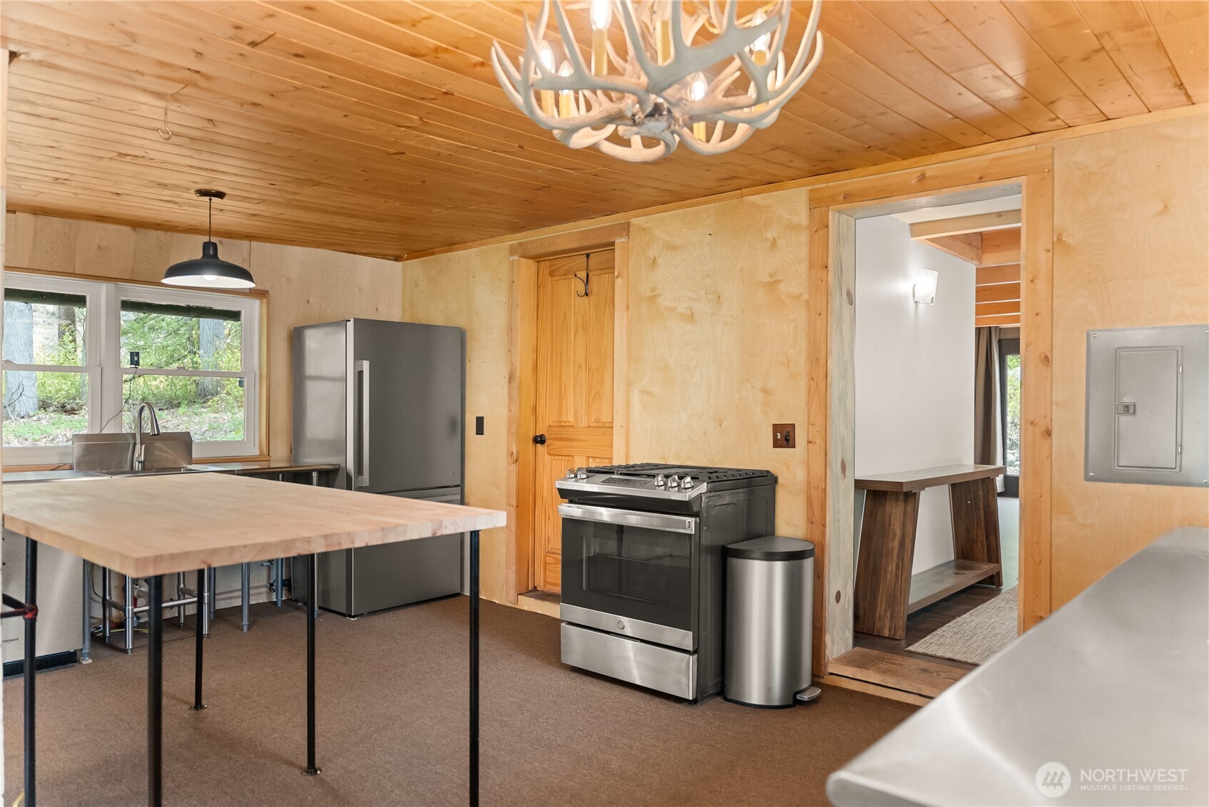 211 W Buttermilk Creek Road , Twisp, WA 98856