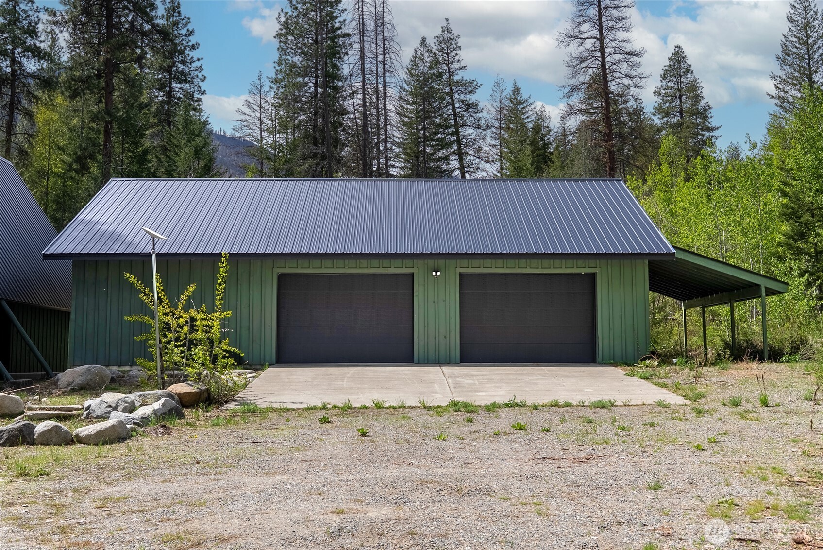 211 W Buttermilk Creek Road , Twisp, WA 98856