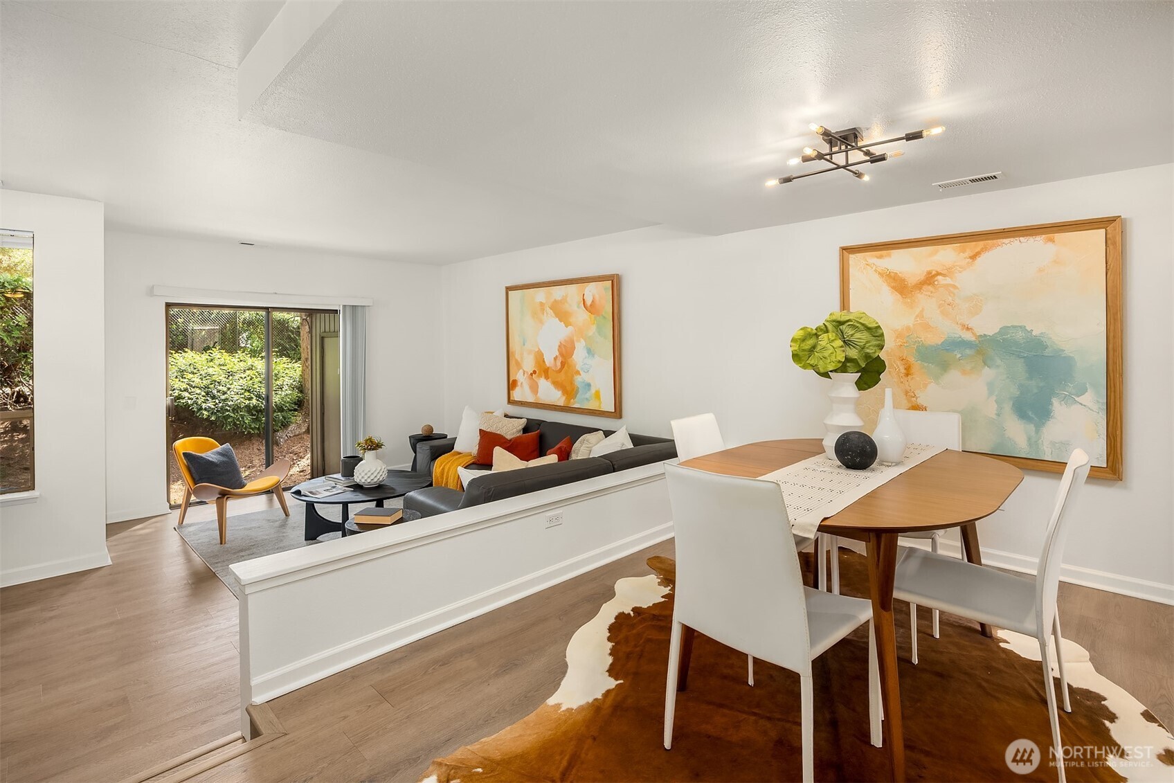 3428 108th Place NE #1, Bellevue, WA 98004