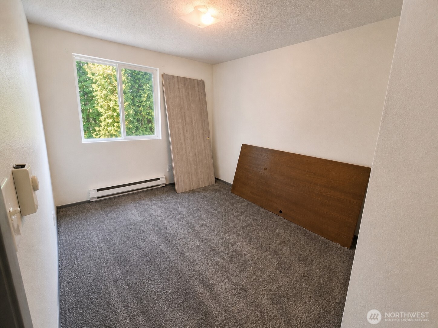 470 S River Avenue , Buckley, WA 98321
