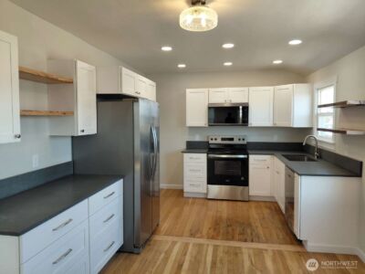 508 Roosevelt Drive , Grand Coulee, WA 99133 - Photo 2